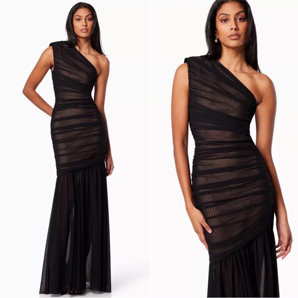 Elliatt Vienna Black One Shoulder Gown Medium